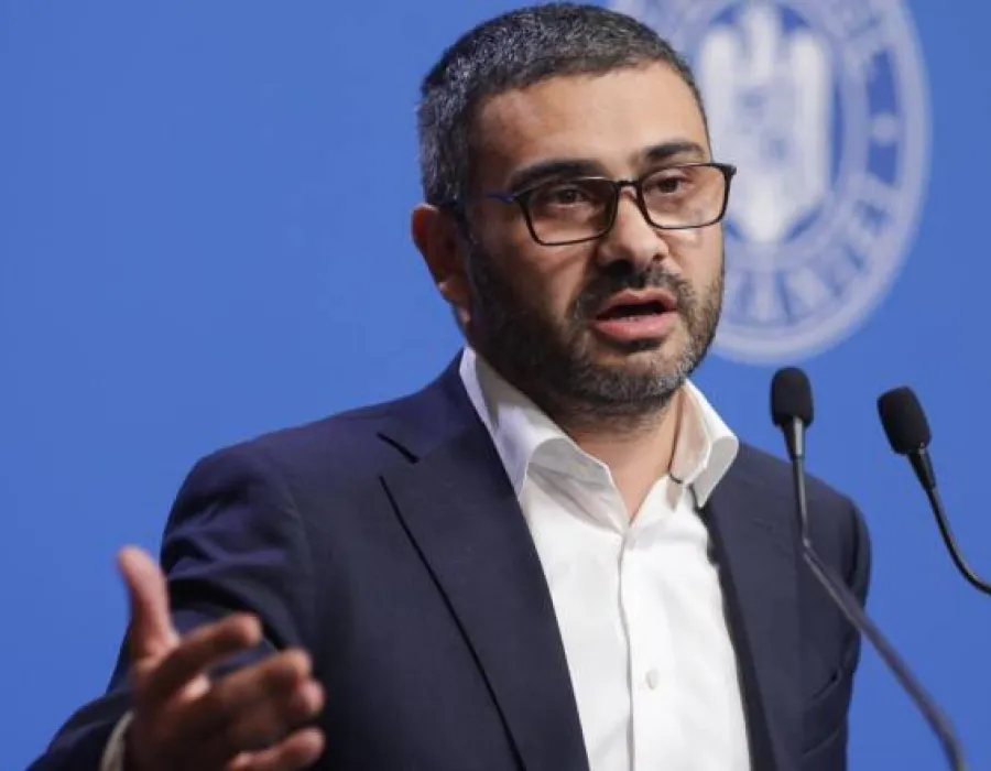 Foto Florin Manole anunță creșteri ale indemnizațiilor pentru copiii cu dizabilități 