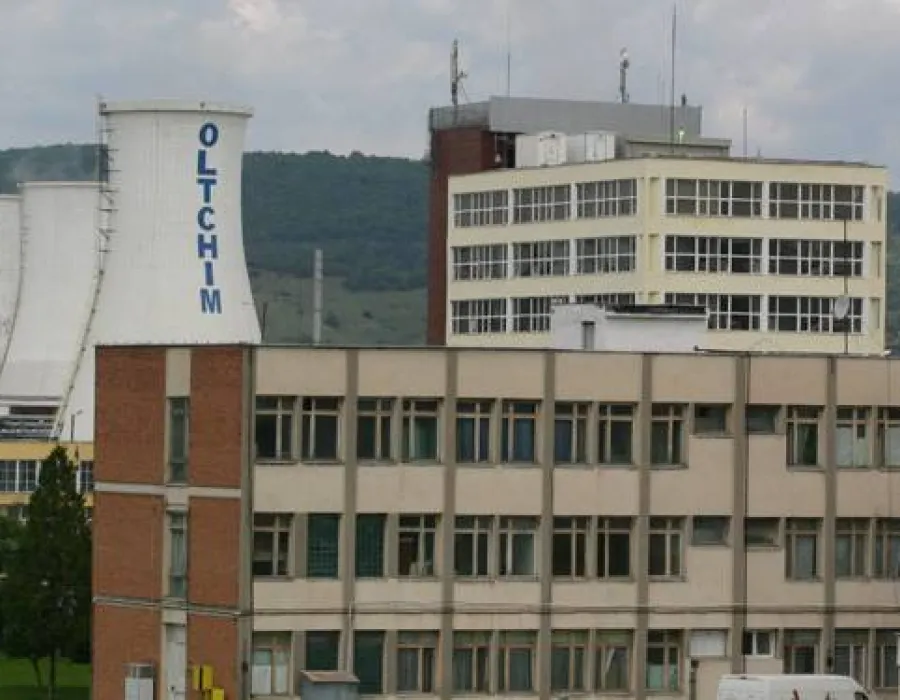 Foto 20 de angajaţi în greva foamei la Oltchim