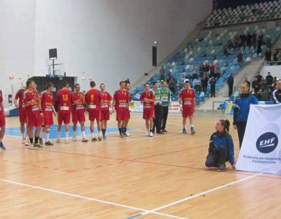 Foto Rusia merge mai departe, România rămâne acasă