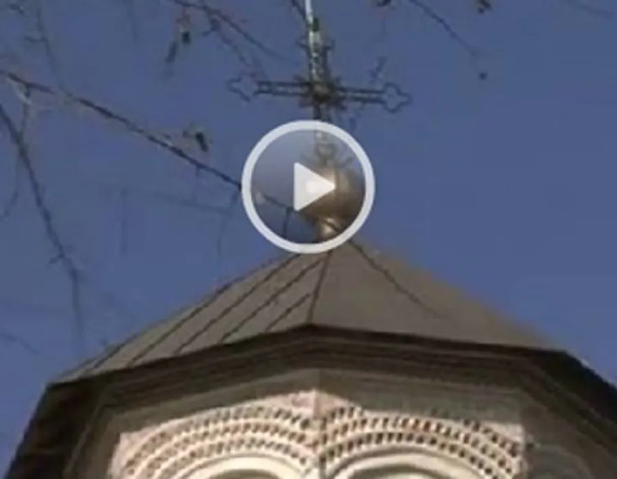 Foto VIDEO / Toaleta tip capelă