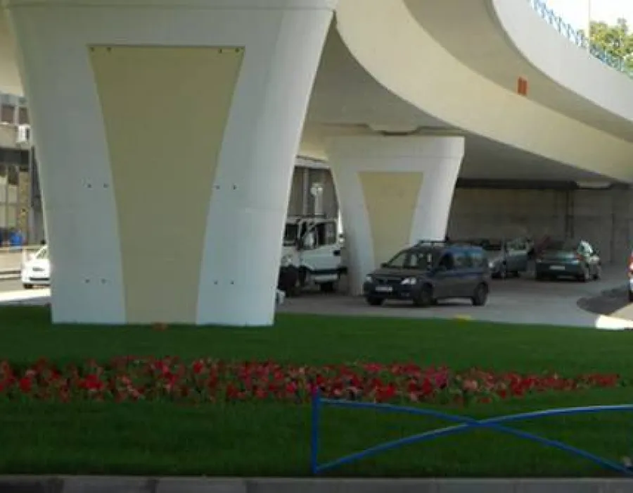 Foto Suprateranul amputează bugetul de investiţii