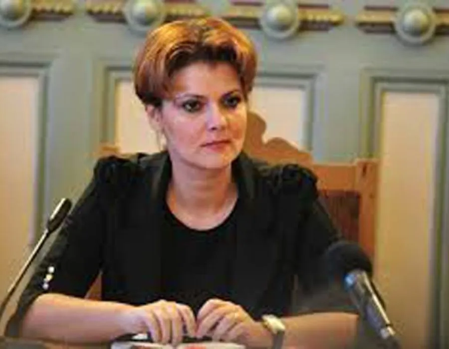 Foto Oare când te vei opri «LOV»?