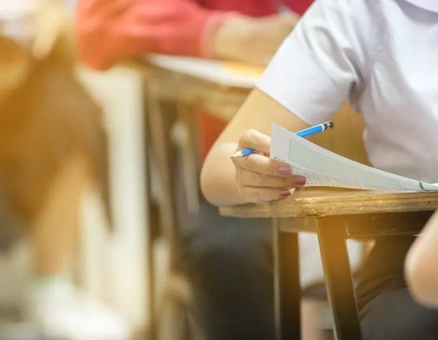 Foto Concurență mare la UMF Craiova: 3,2 candidați pe loc