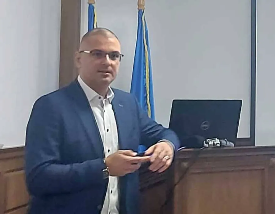 Foto Rectorul UMF Craiova, despre situația PET CT-ului: „Păi avem, de 10 ani, dar nu este funcțional...”  