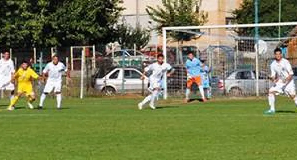 Foto Meci de play-off la Bistreţ