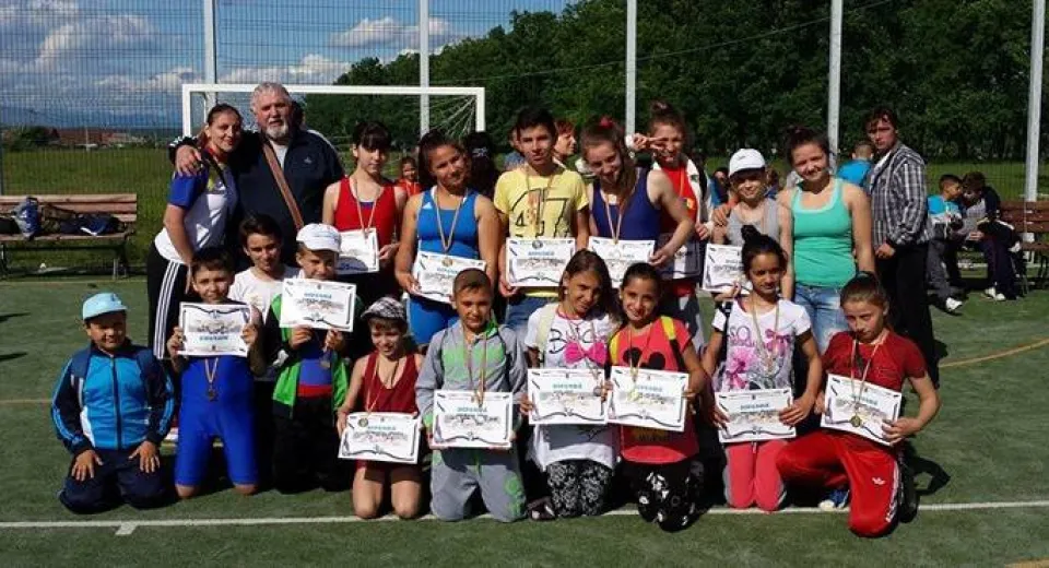 Foto Au adus 15 «narcise» de la Cîlnic