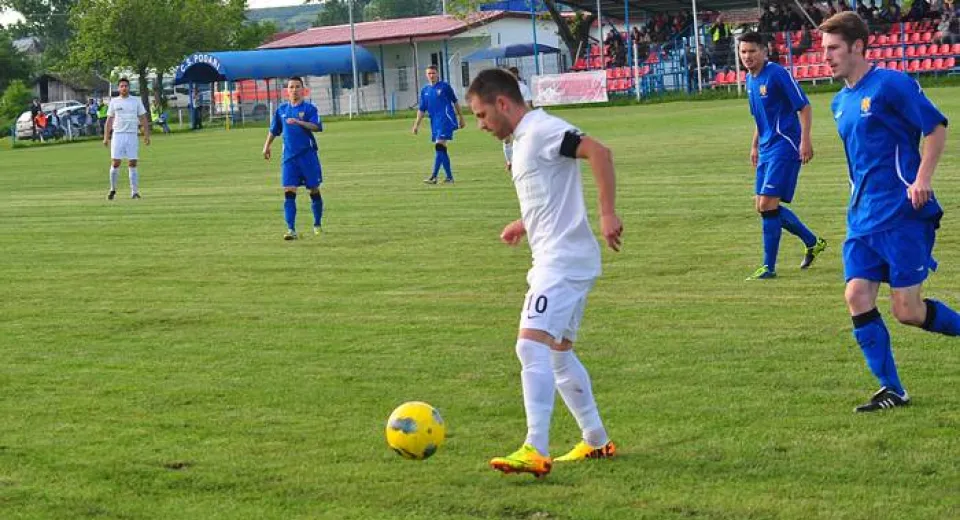 Foto Trei din patru pentru CS Podari