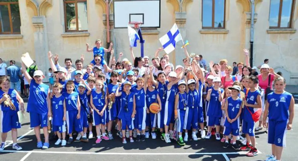 Foto Asesoft şi Olimpia au luat titlurile naţionale
