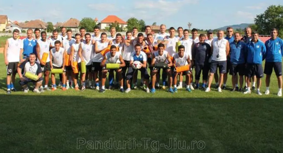 Foto Gorjenii aşteaptă fără emoţii campionatul