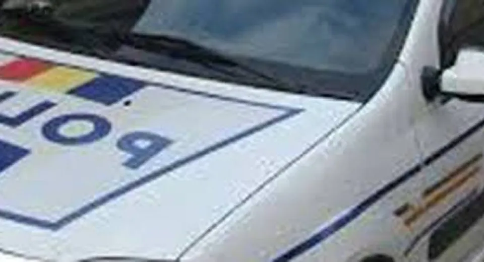 Foto Intervenție la timp: Producerea unei tragedii, împiedicată de o polițistă din Dolj