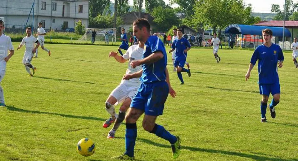 Foto Işalniţa, invincibilă la Horezu