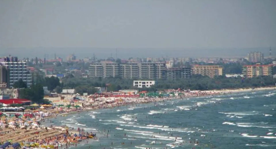 Foto Controale ANSVSA în sezonul estival: peste 3.200 de unități verificate pe litoral