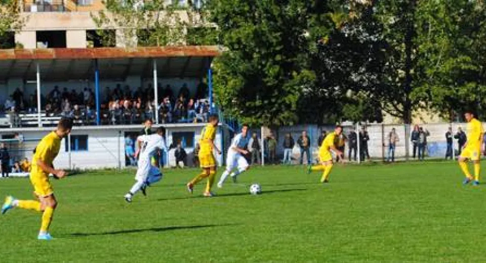 Foto Calafatul şi Bistretul luptă pentru supremaţie