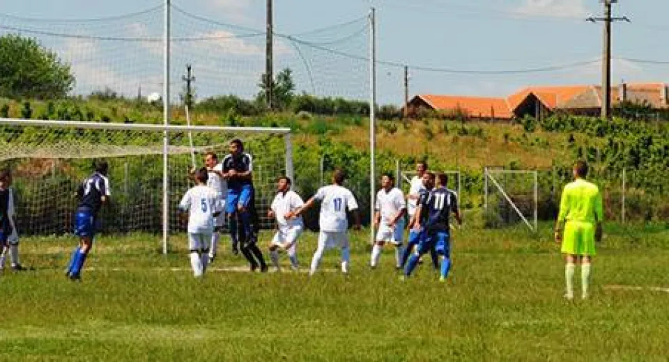 Foto A început şi ultima ligă judeţeană
