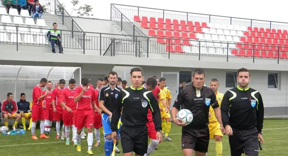 Foto Scandalul de la Cârcea - Bistreţ s-a lăsat cu suspendări şi penalităţi