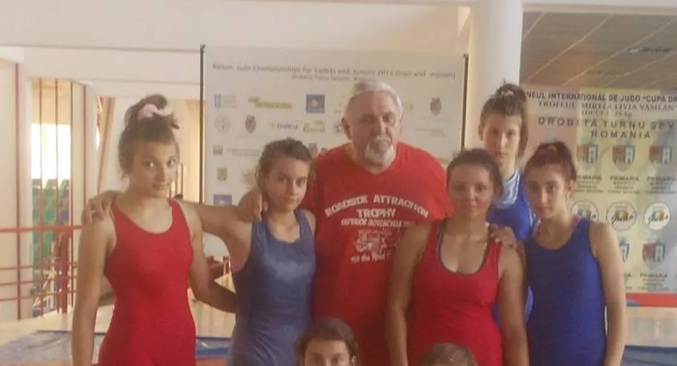 Foto Copiii lui Dobrescu, deja cu gândul la finală
