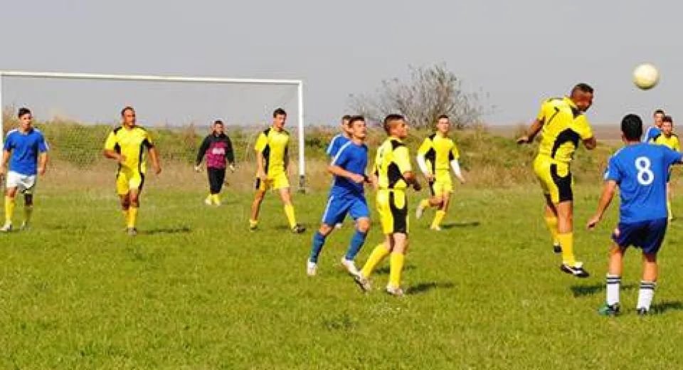 Foto Viitorul Ciupercenii Noi, «bombardată»  cu goluri la Unirea