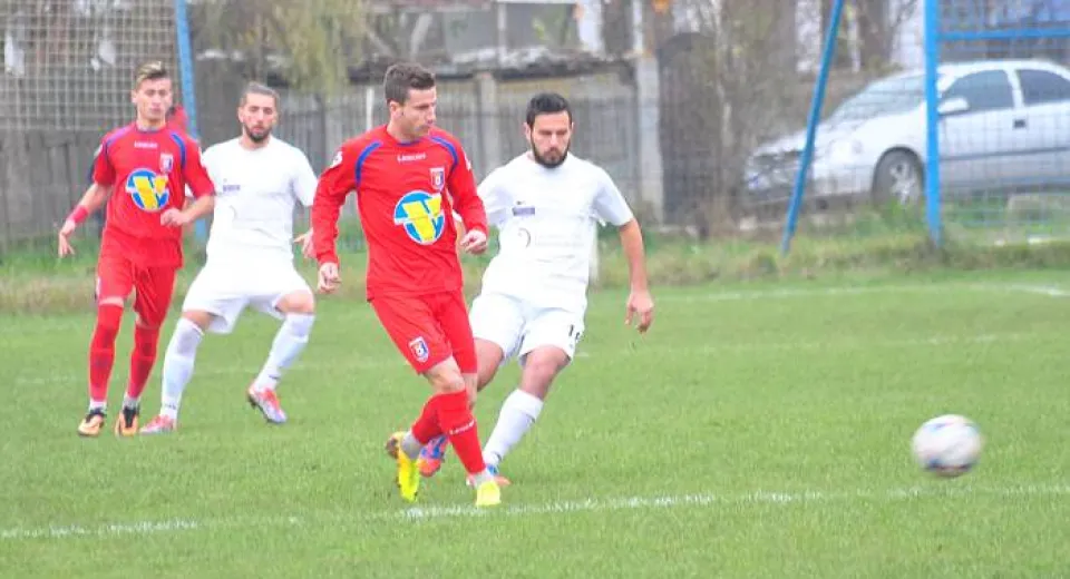 Foto Fără victorie la final de tur