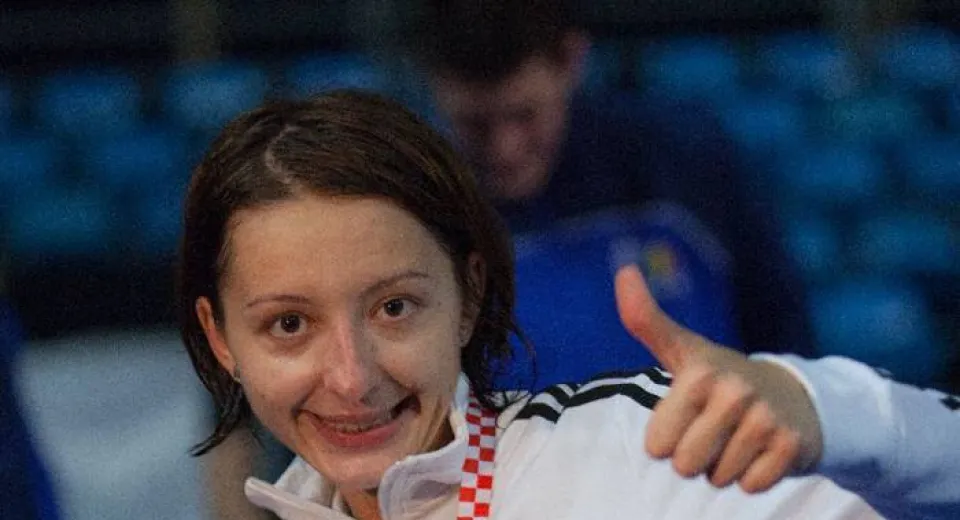 Foto Ana Maria Brânză şi-a schimbat prefixul