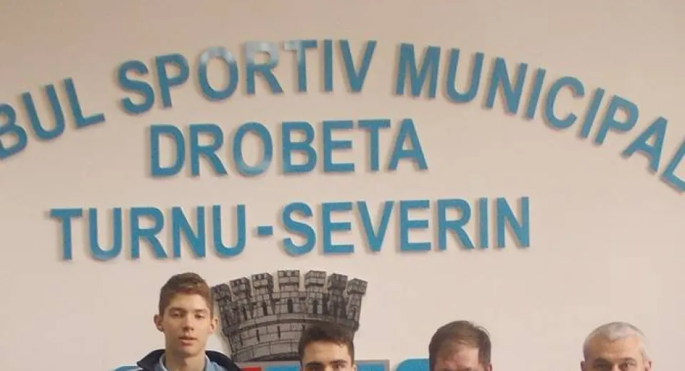 Foto Copiii lui Becheru au impresionat şi la Piteşti
