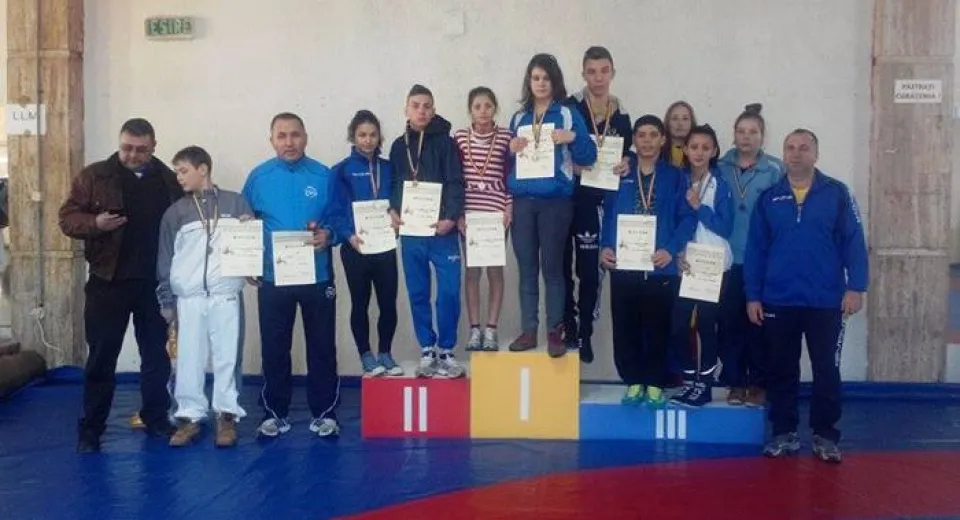 Foto Zece prezenţe pe podium la Cupa «Valahia»