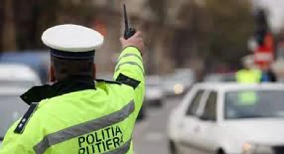 Foto Gorj: Polițist condamnat la închisoare pentru luare de mită