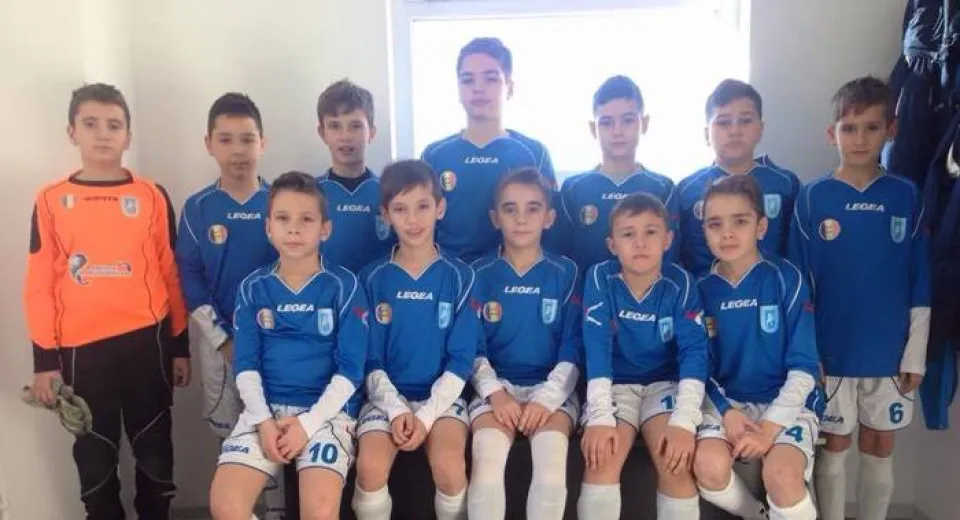 Foto Pregătirea merge strună