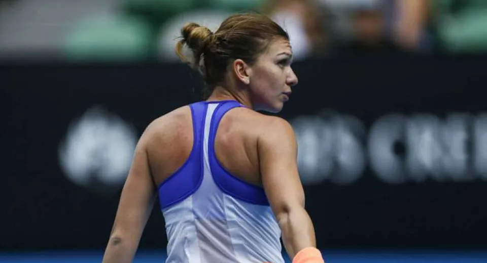 Foto Halep, demolată de Makarova
