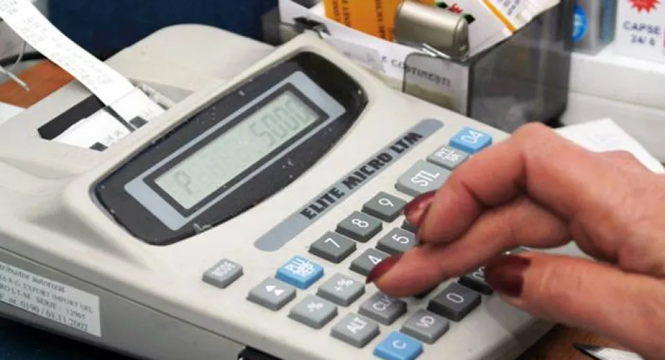 Foto Taxa pe construcții speciale redusă la 1% prin „Ordonanța trenuleț