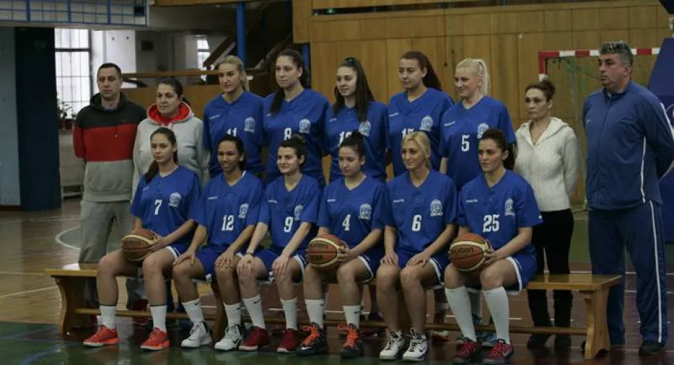 Foto Peste şase ore de sport în Sala “Ion Constantinescu”