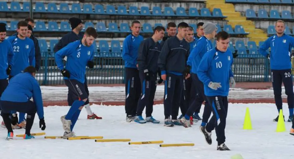 Foto Pandurii se antrenează cu gândul la Dinamo