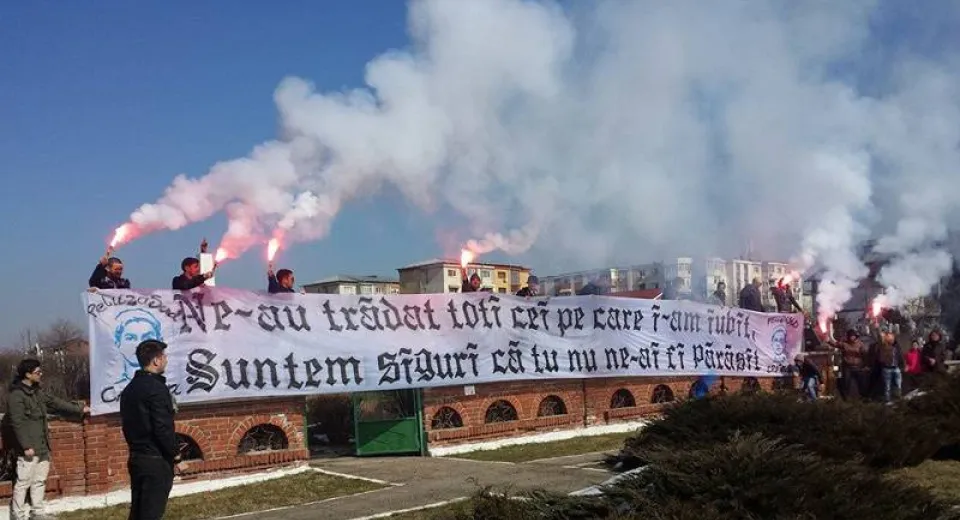 Foto UPDATE / Cristi ne priveşte, azi, din ceruri