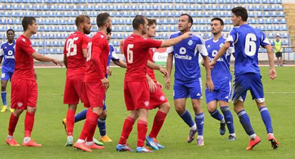 Foto Derbi oltenesc pentru play-off