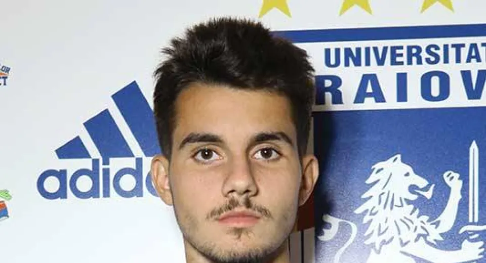 Foto EXCLUSIV. Încă un fotbalist și-a reziliat contractul cu FCU. Vezi cine!