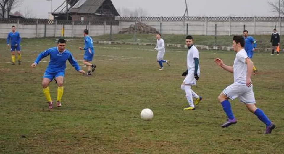 Foto Cerăt a adus prima înfrângere pentru Măceşu de Sus