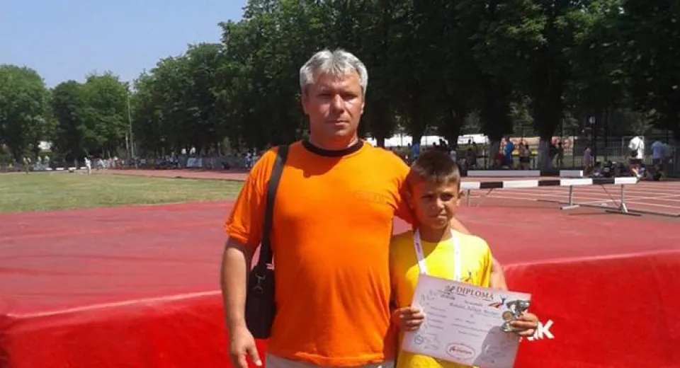 Foto Pe podium, la cros