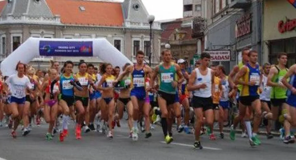 Foto Alergătorii de cursă lungă din ţară se reunesc în Bănie