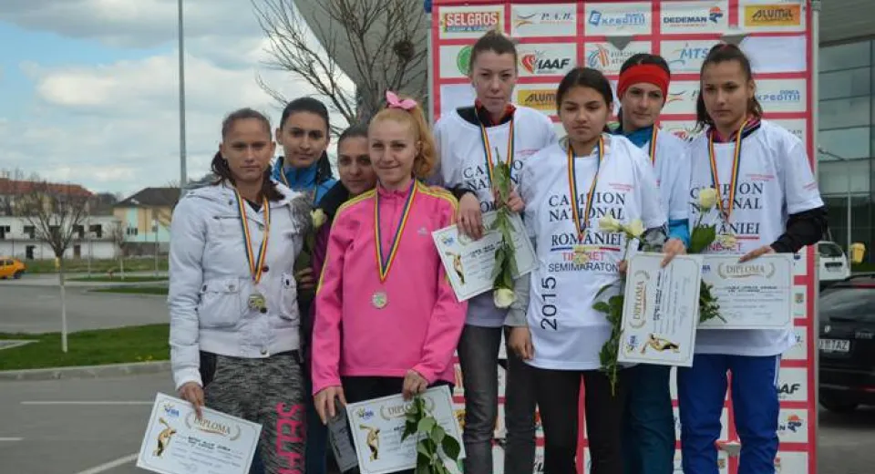 Foto Şapte medalii pentru Craiova şi o organizare fără cusur