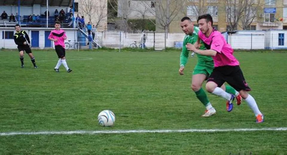 Foto Goluri multe în debutul play-off-ului
