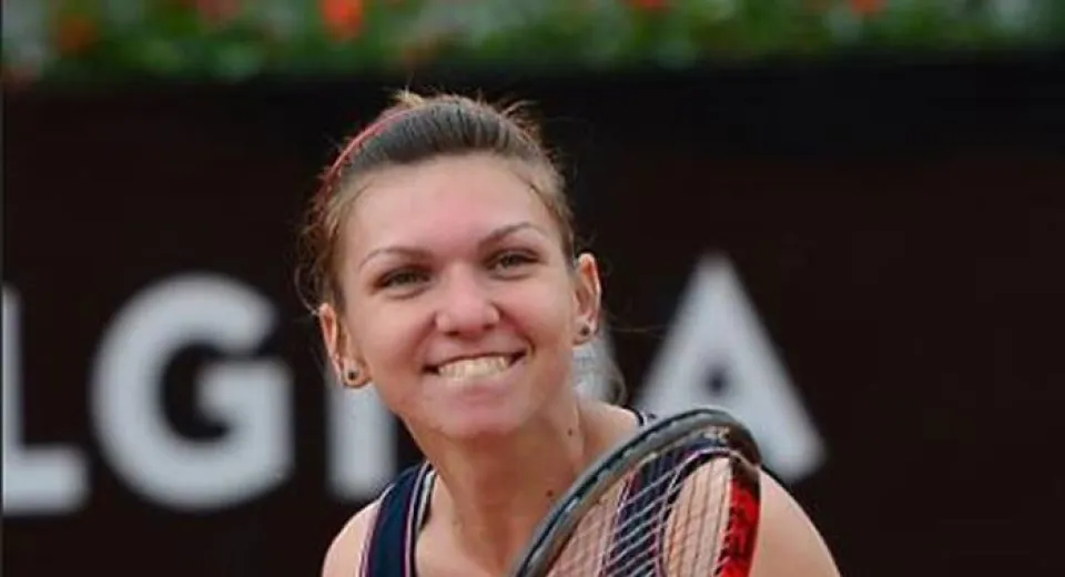 Foto Halep - tot pe 3, Begu a urcat un loc
