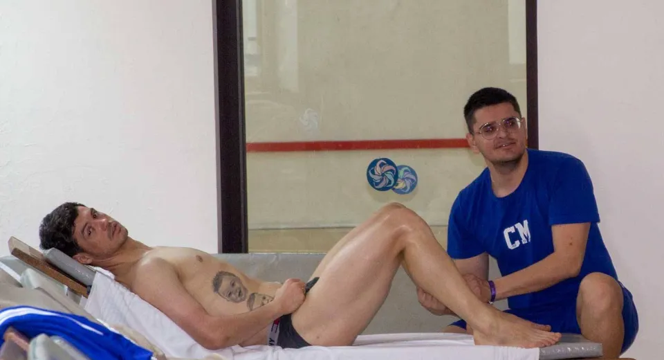 Foto EXCLUSIV. Ei sunt oamenii care au grijă de sănătatea jucătorilor Științei!