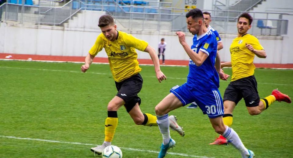 Foto FCU a remizat la Târgu Jiu, alb-albaștrii rămân cu 13 puncte avans!