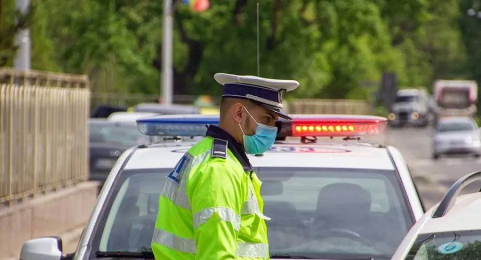 Foto Nouă persoane, amendate cu 80.000 de lei după ce au fost prinse la o petrecere de 1 Mai