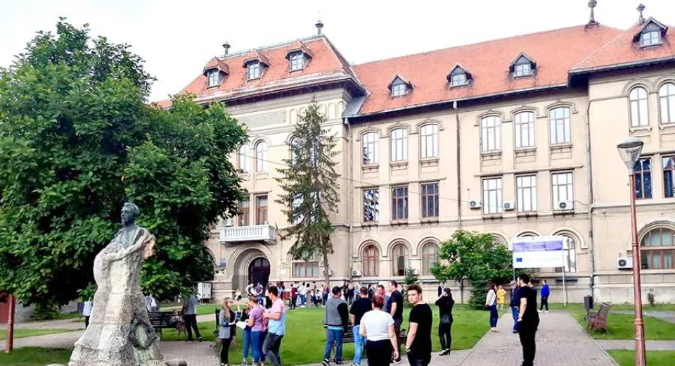 Foto 10 transformări pe care le generează schimbările legii educaţiei