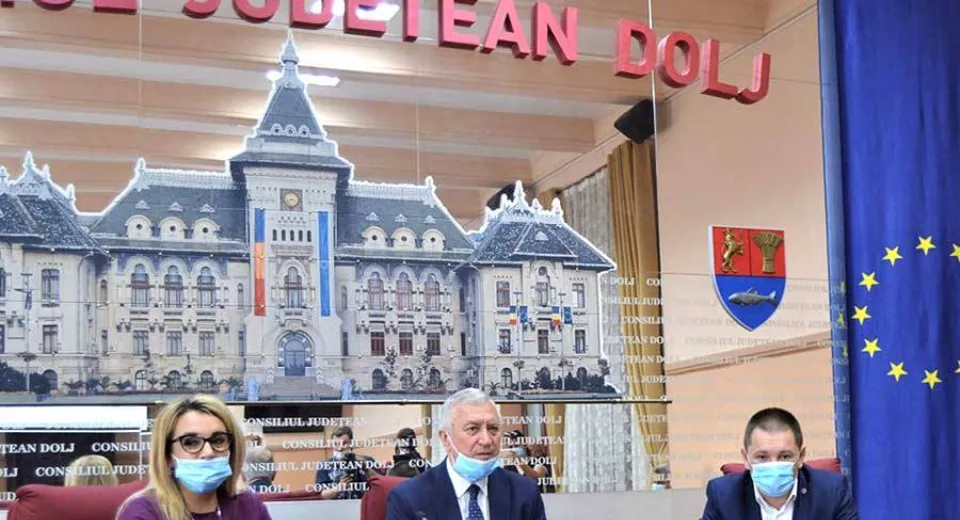 Foto Site pentru activitatea de transport rutier de persoane din județ 