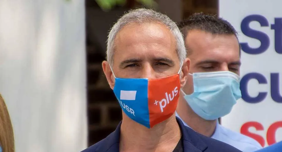 Foto Candidaţii USR-PLUS promit că... „vor aduce un aport mare” la dezvoltarea Craiovei şi a Doljului(!)