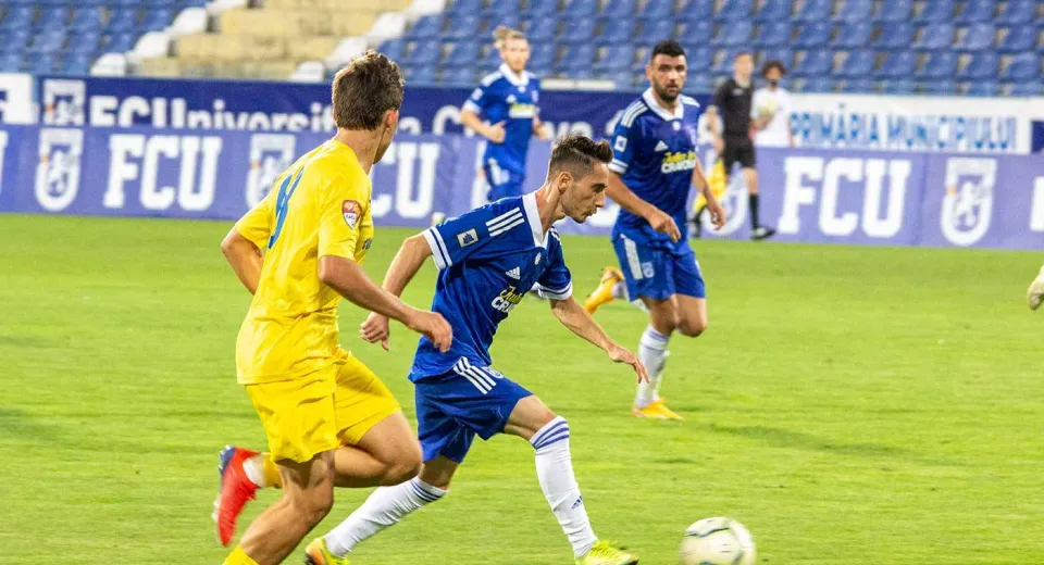 Foto Meci interzis cardiacilor, la Severin. Bălan cel de aur. FCU-Dunărea Călărași, 2-1!