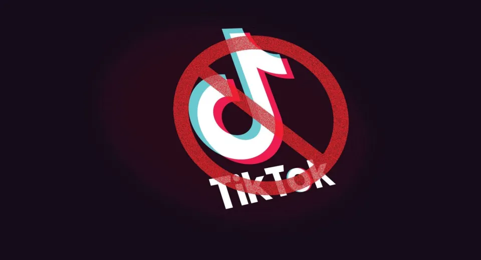 Foto Aplicația Tik Tok, amenințare globală. Amendă de 5,7 milioane de dolari