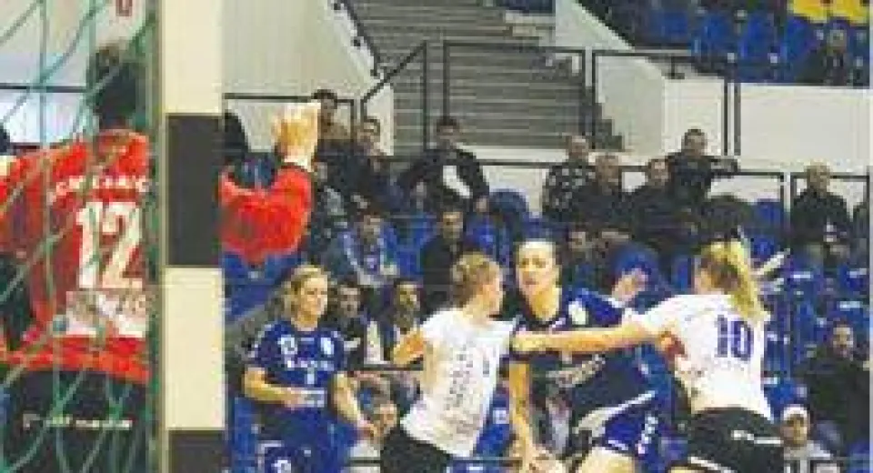 Foto Sanse minime in duelul cu oltencele