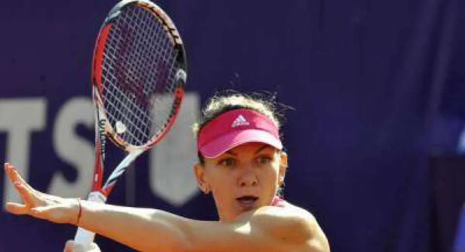 Foto Simona Halep s-a calificat în turul al doilea la Roland Garros